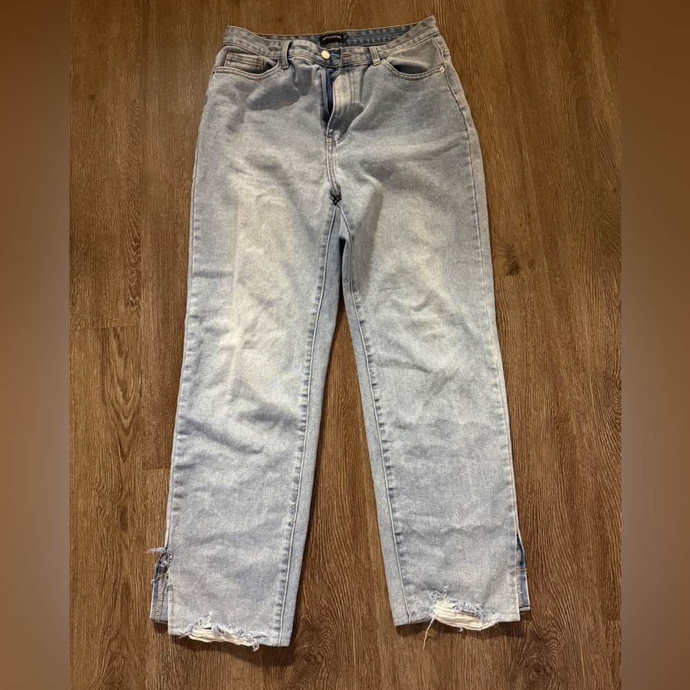 PrettyLittleThing Denim Jeans with Yellow Stitching